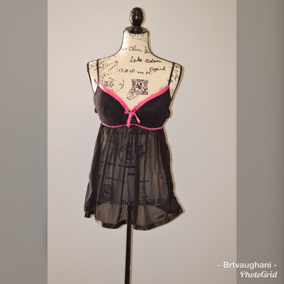 Other - ❤️Gift for Her❤️ Sexy black and pink baby doll